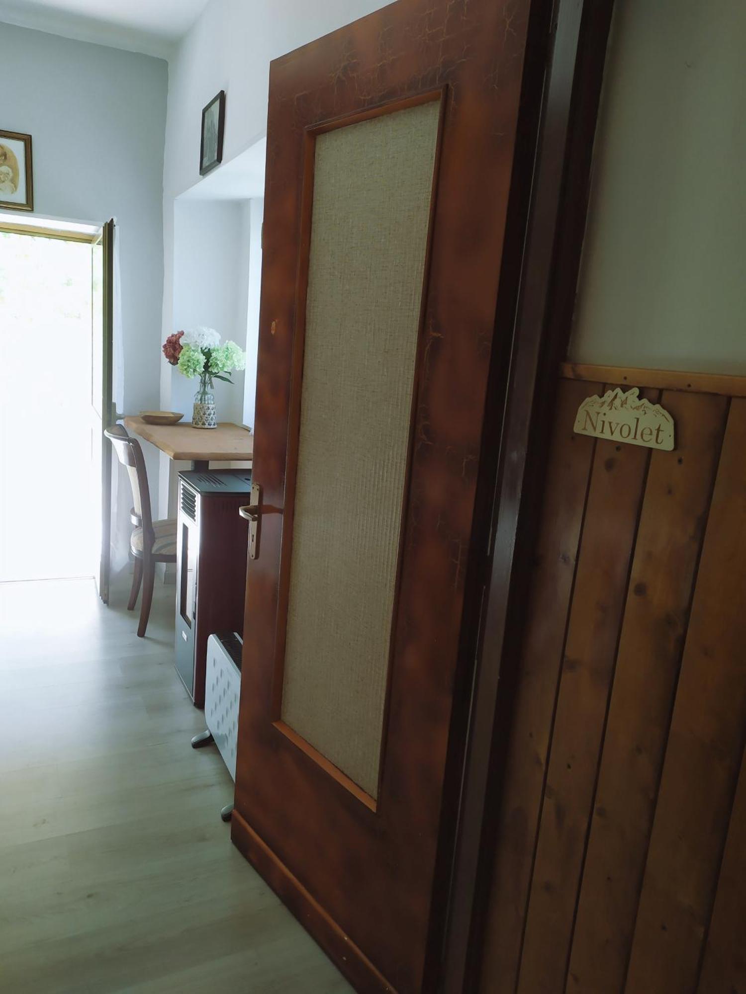 Bed and Breakfast La Ghita Sparone Exterior foto