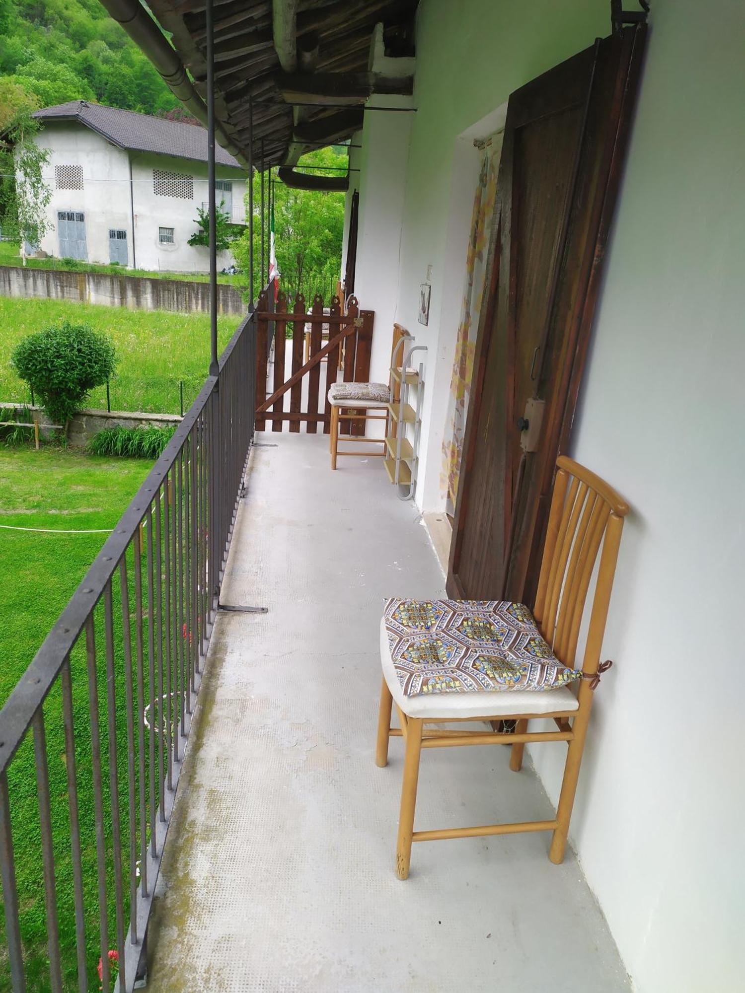 Bed and Breakfast La Ghita Sparone Exterior foto