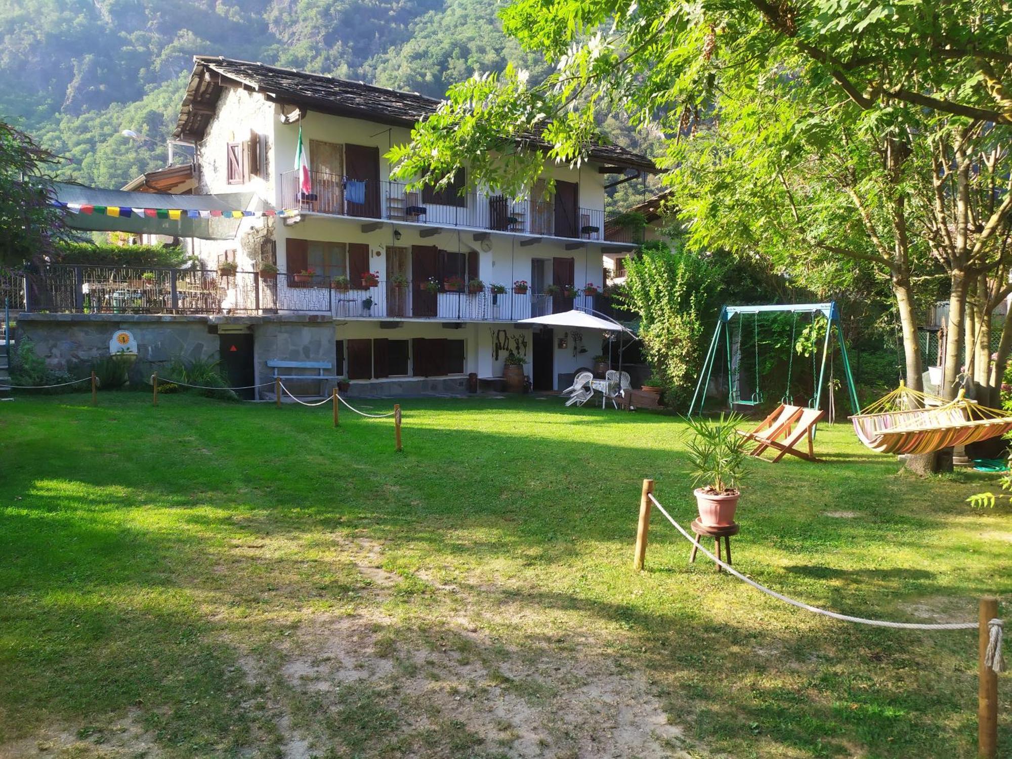 Bed and Breakfast La Ghita Sparone Exterior foto